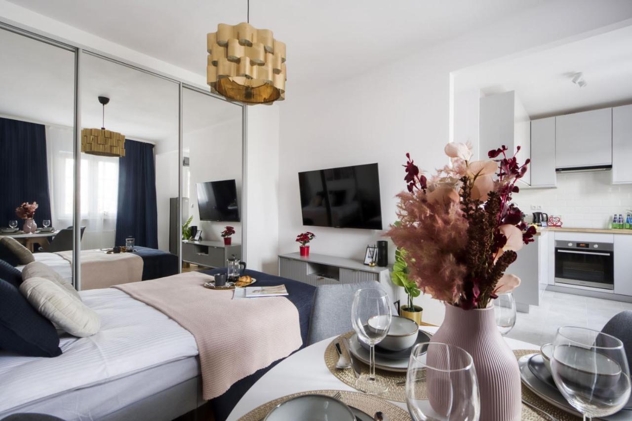 Apartments Old Town By Arrenda Warsaw Exterior photo